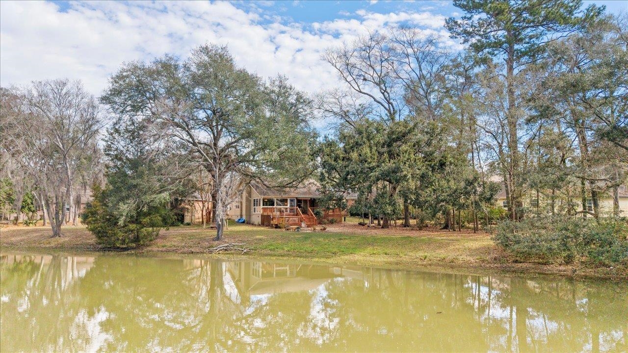 2575 YARMOUTH Lane