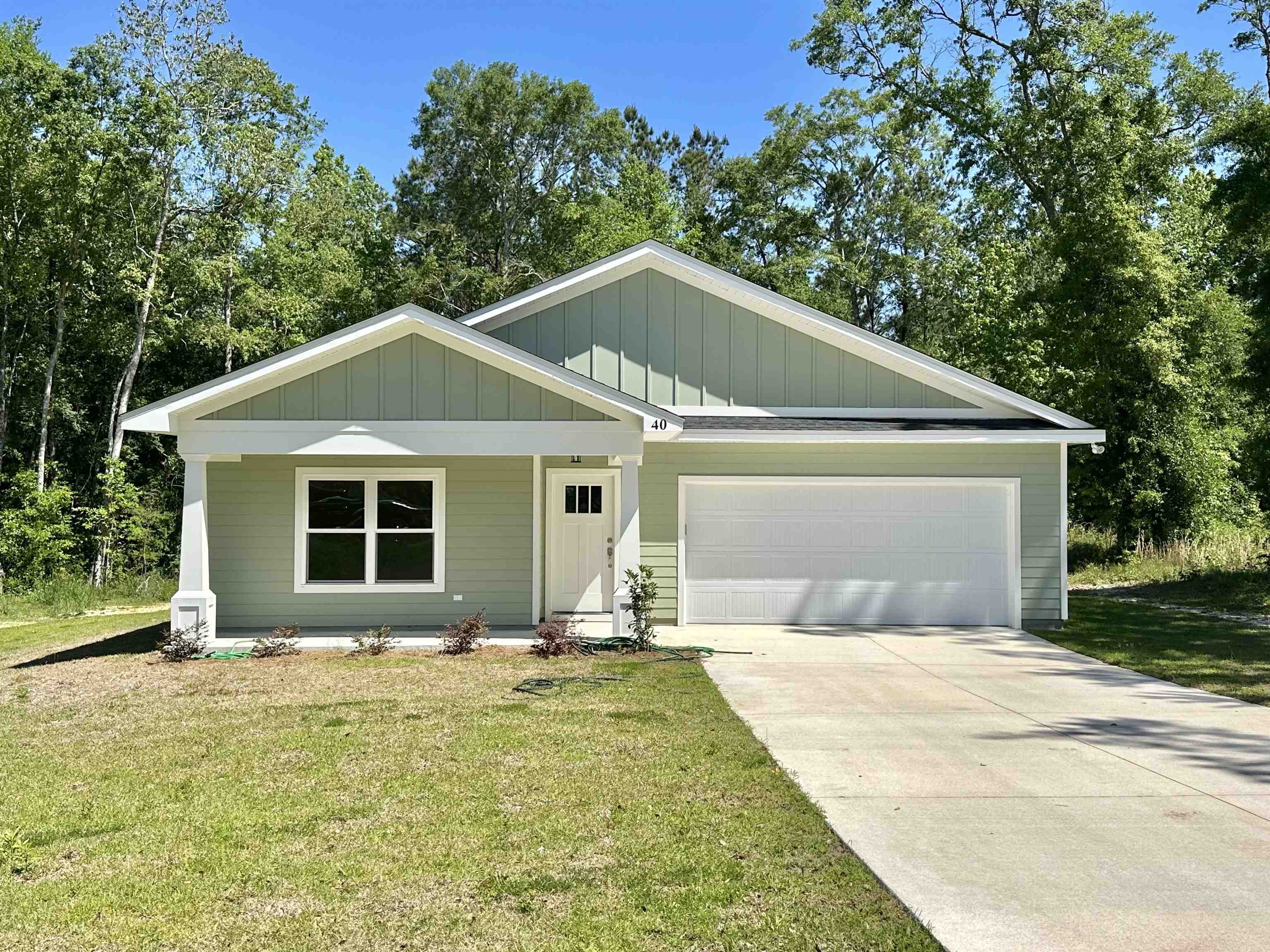 10 Spruce Circle