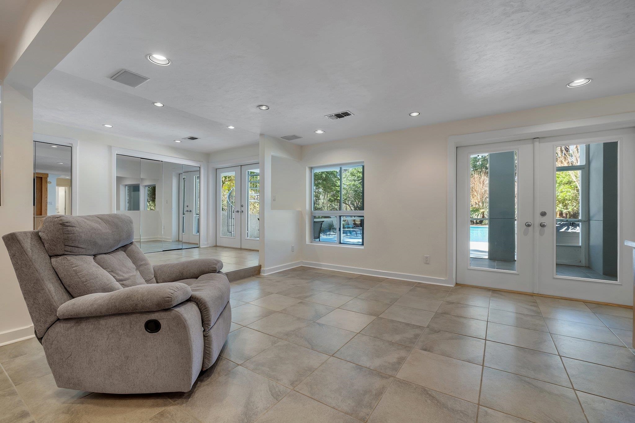 6096 Miller Landing Cove