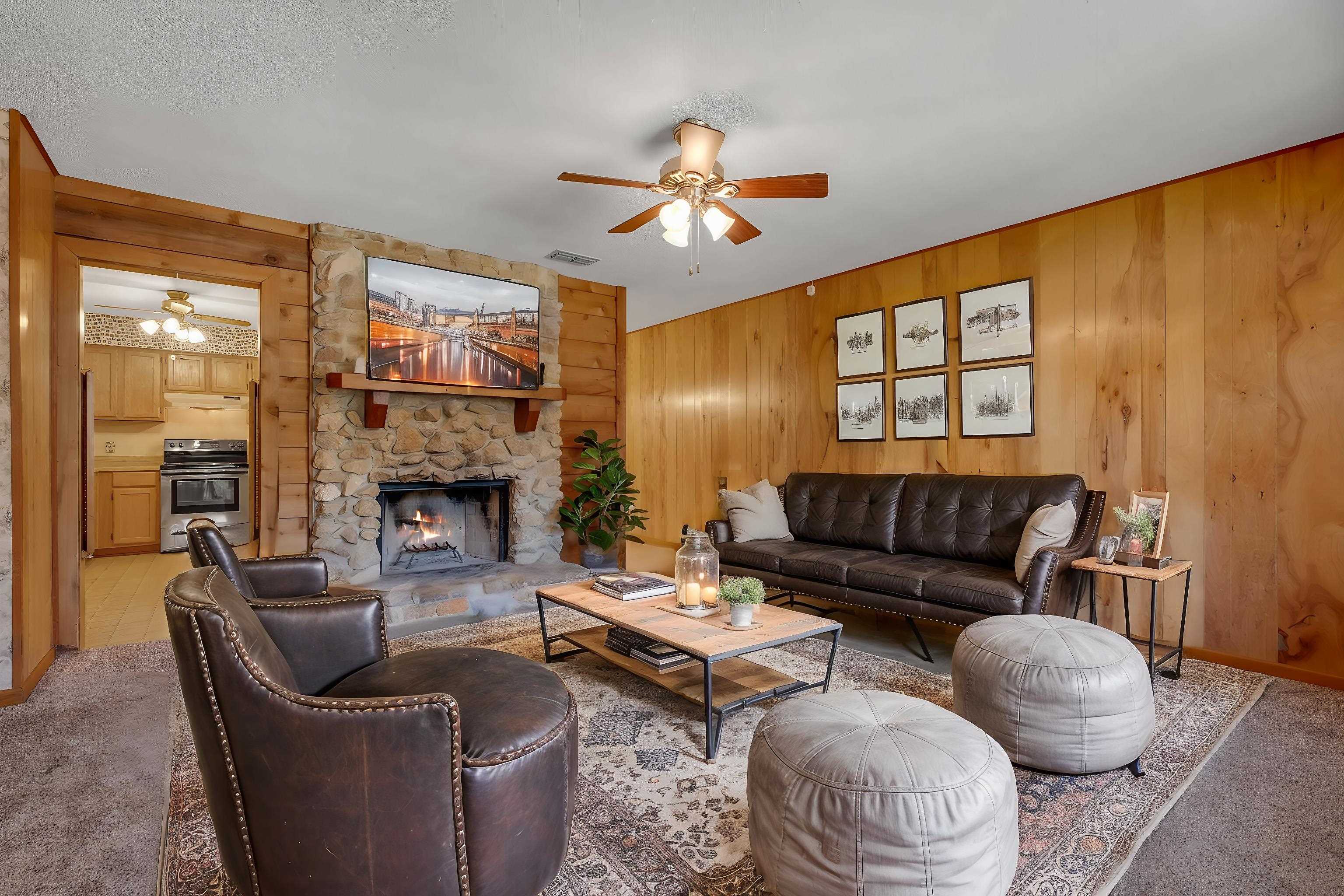 6124 Tall Pine Drive