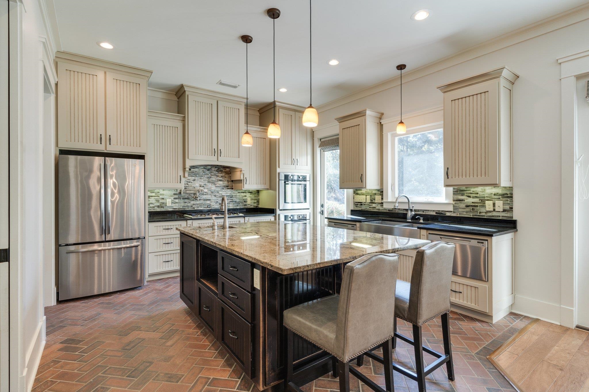 2415 Radford Farm Road