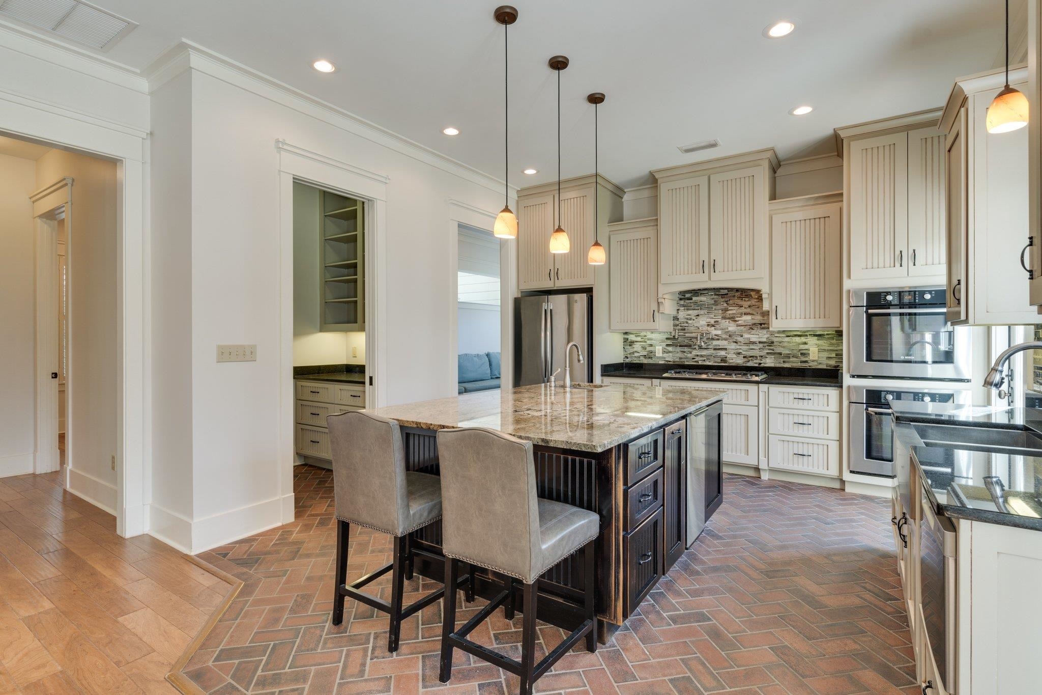 2415 Radford Farm Road