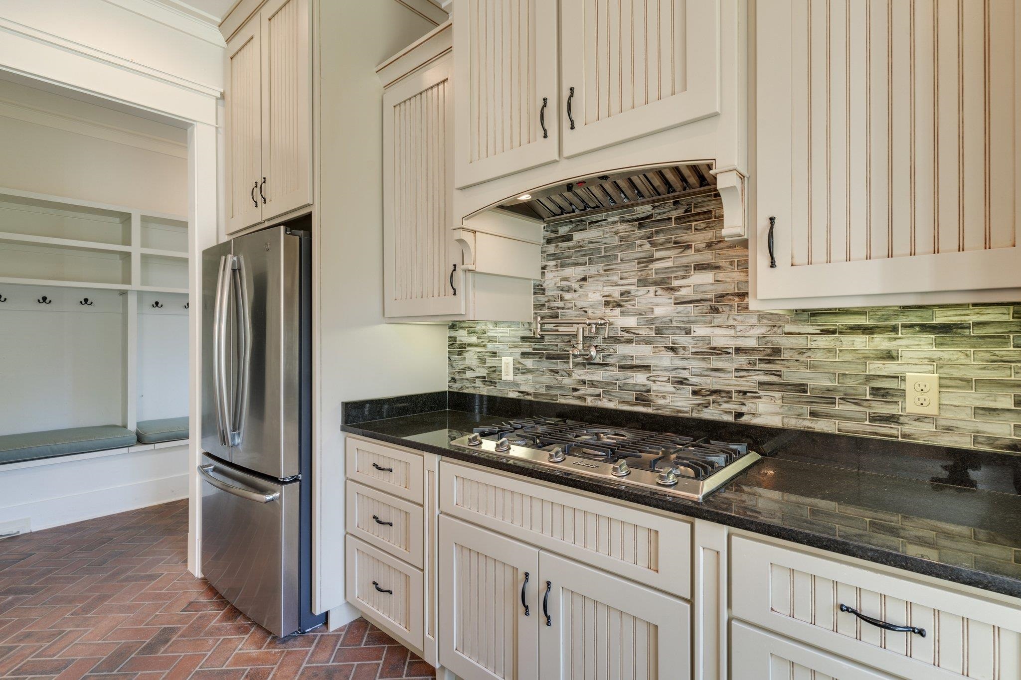 2415 Radford Farm Road