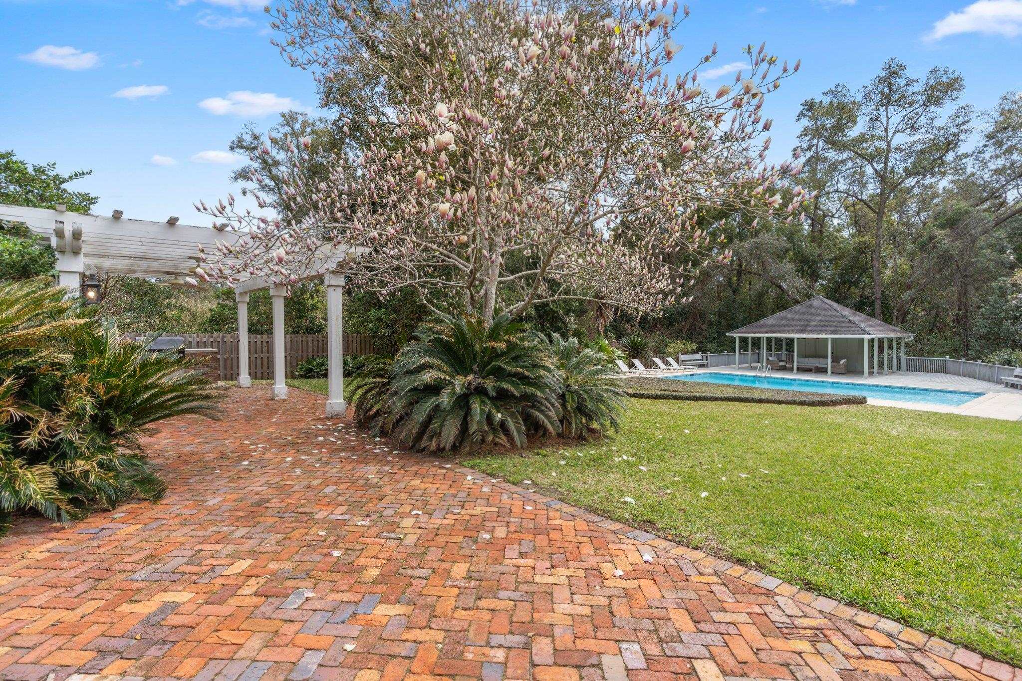 409 South Ride Road
