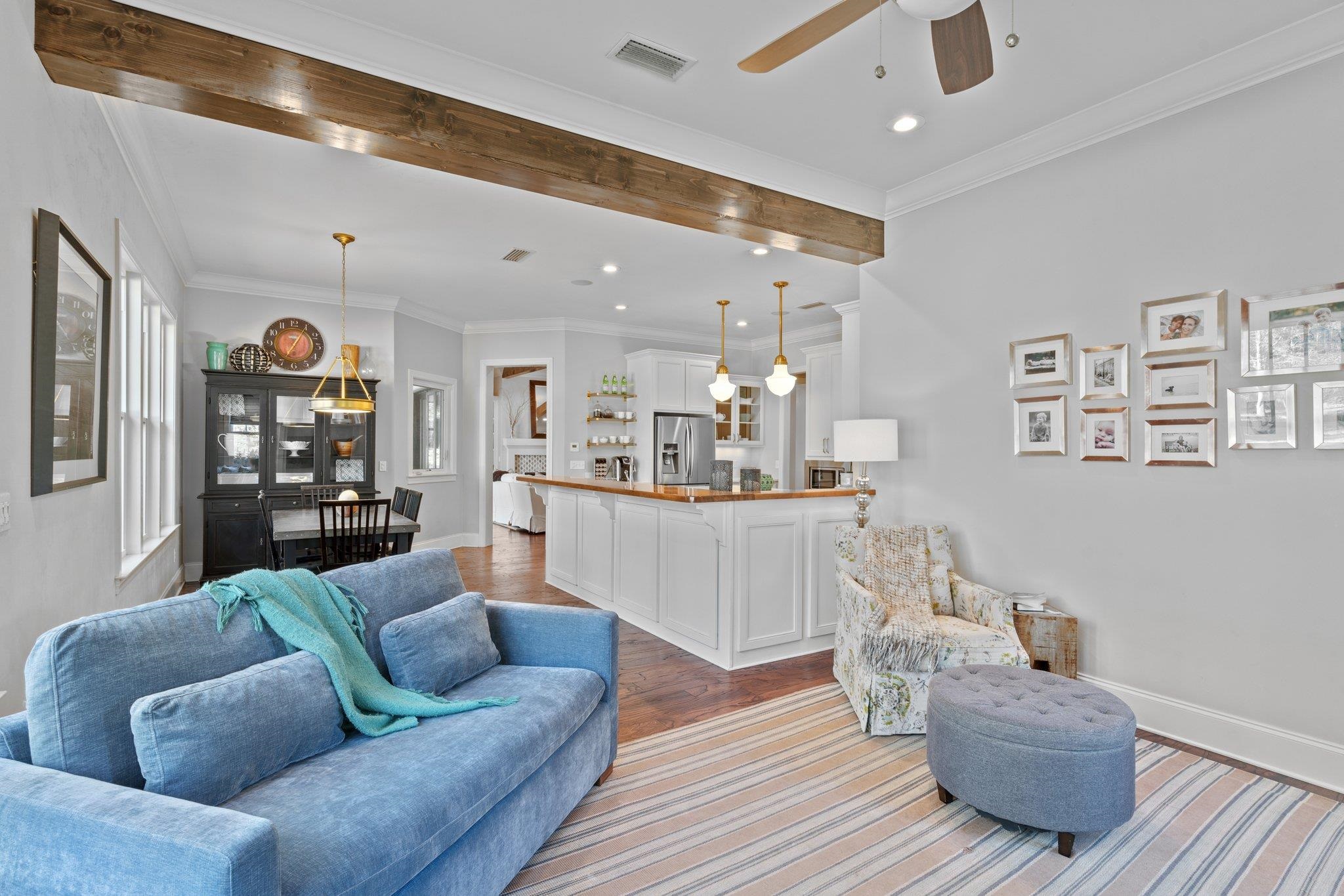 6319 Bird Dog Point