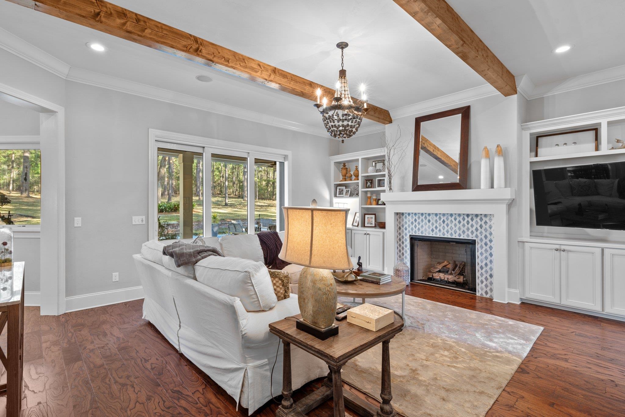 6319 Bird Dog Point