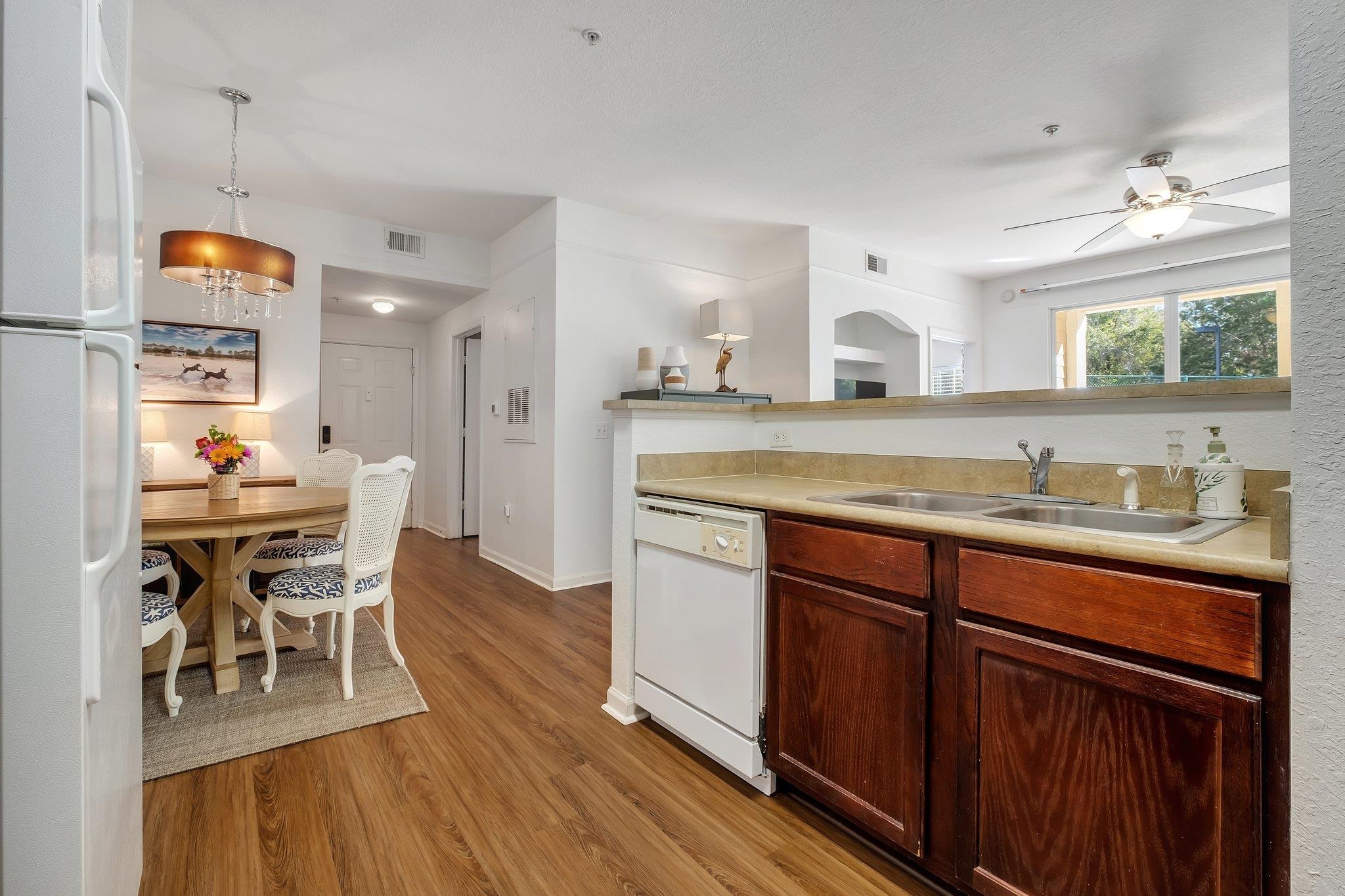 2801 Chancellorsville Drive Unit: 514