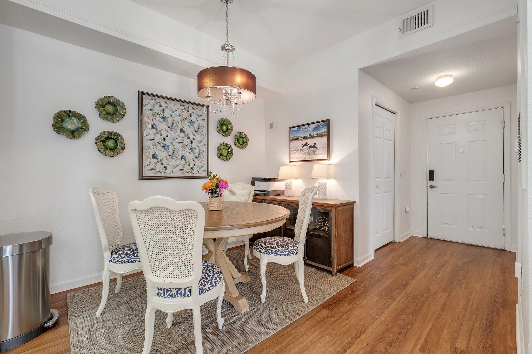 2801 Chancellorsville Drive Unit: 514