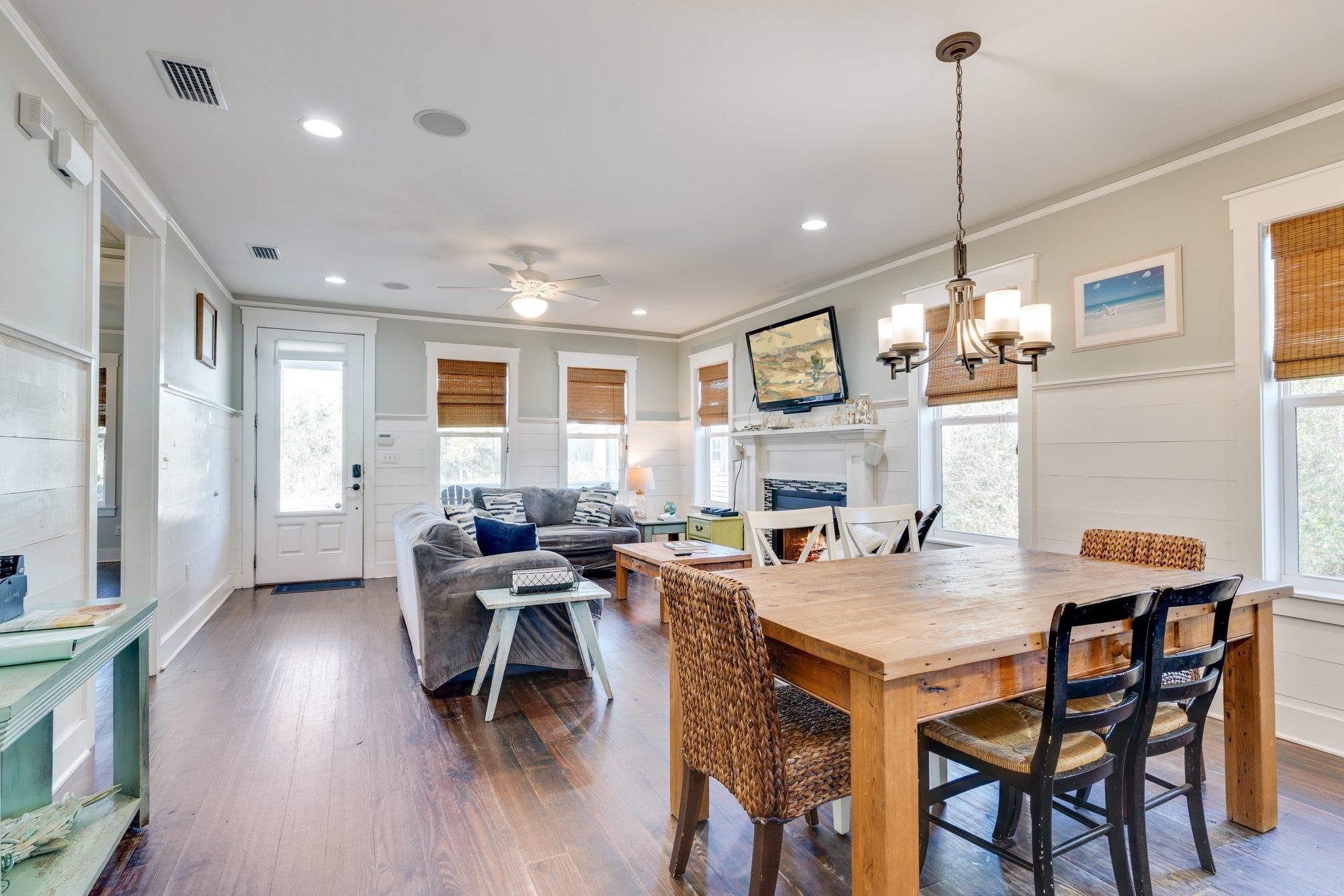 3476 Firefly Circle