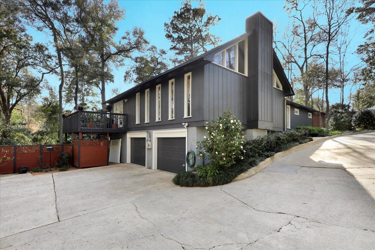 2221 Limerick Drive