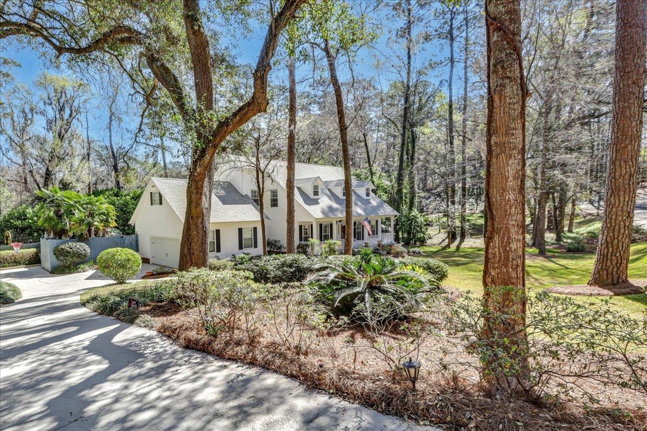 3313 Dartmoor Drive
