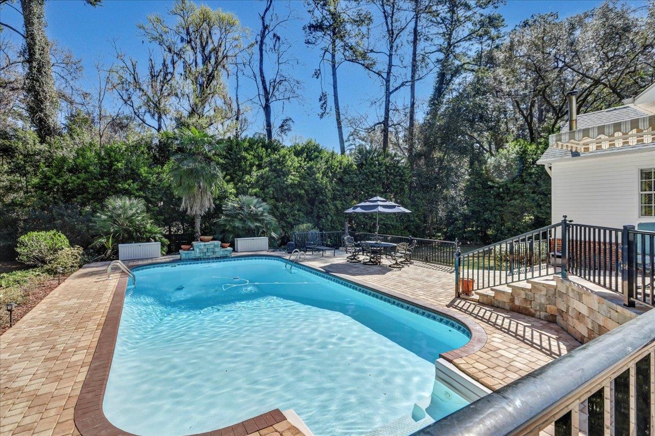 3313 Dartmoor Drive
