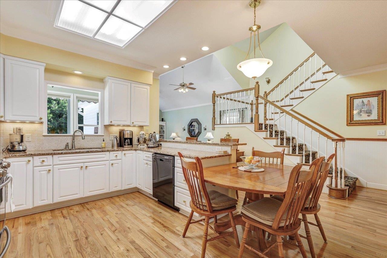 3313 Dartmoor Drive
