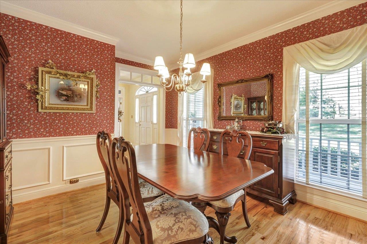 3313 Dartmoor Drive