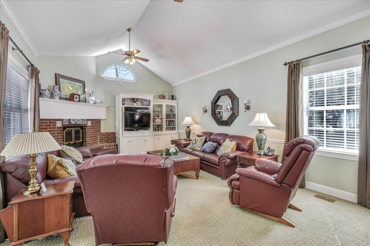 3313 Dartmoor Drive