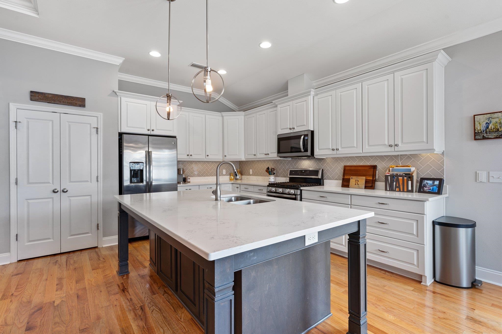 5083 Bird Nest Trail