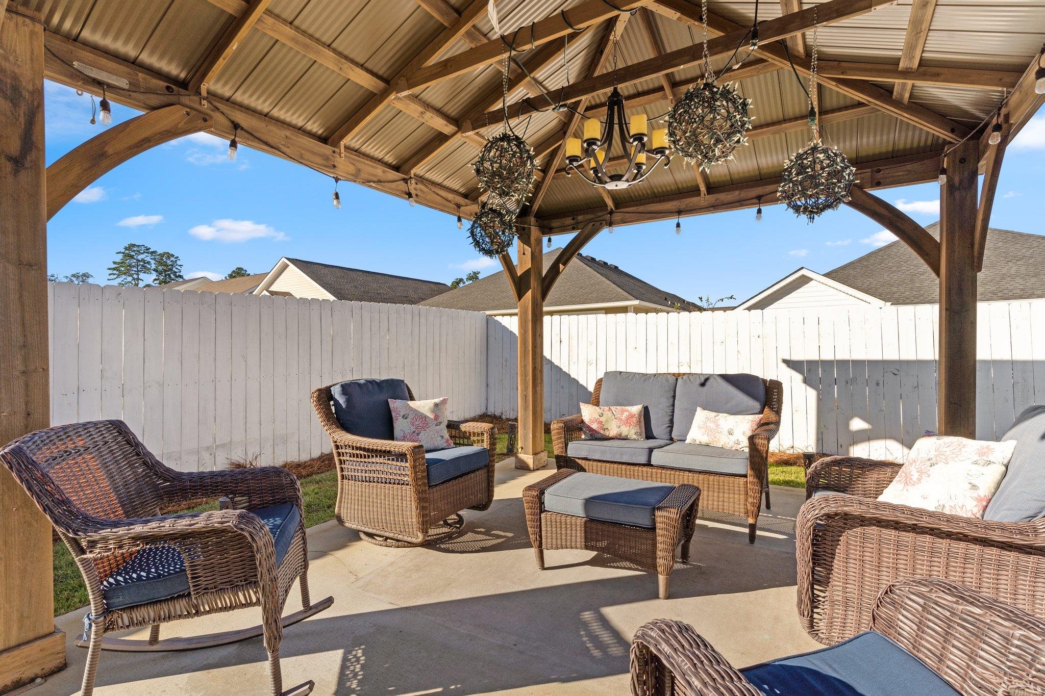 5083 Bird Nest Trail
