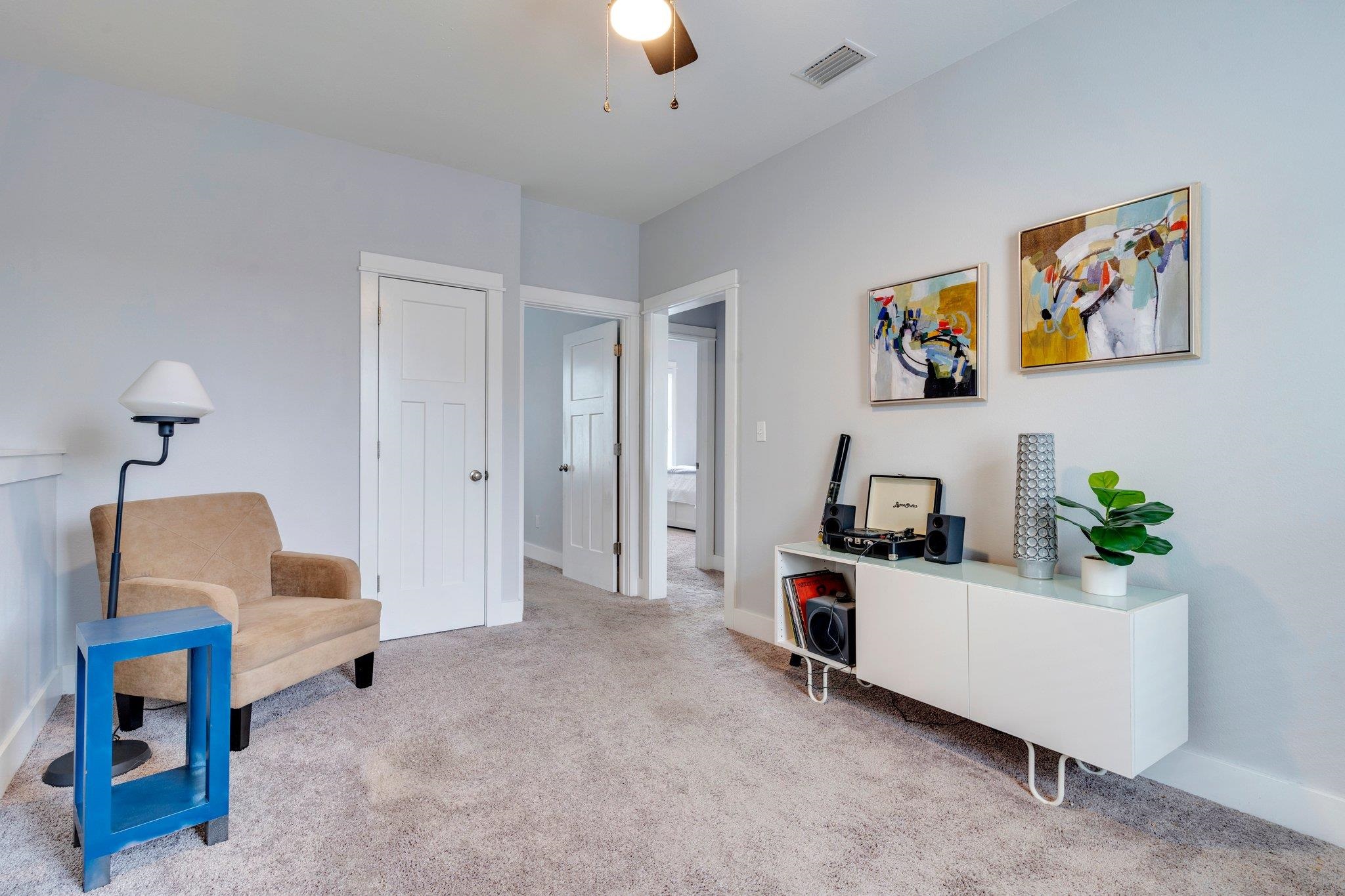 2772 Crestline Road