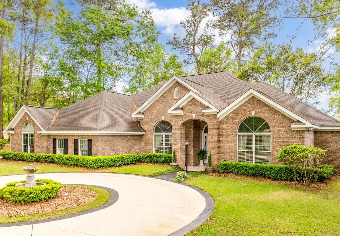 2502 Double Eagle Court