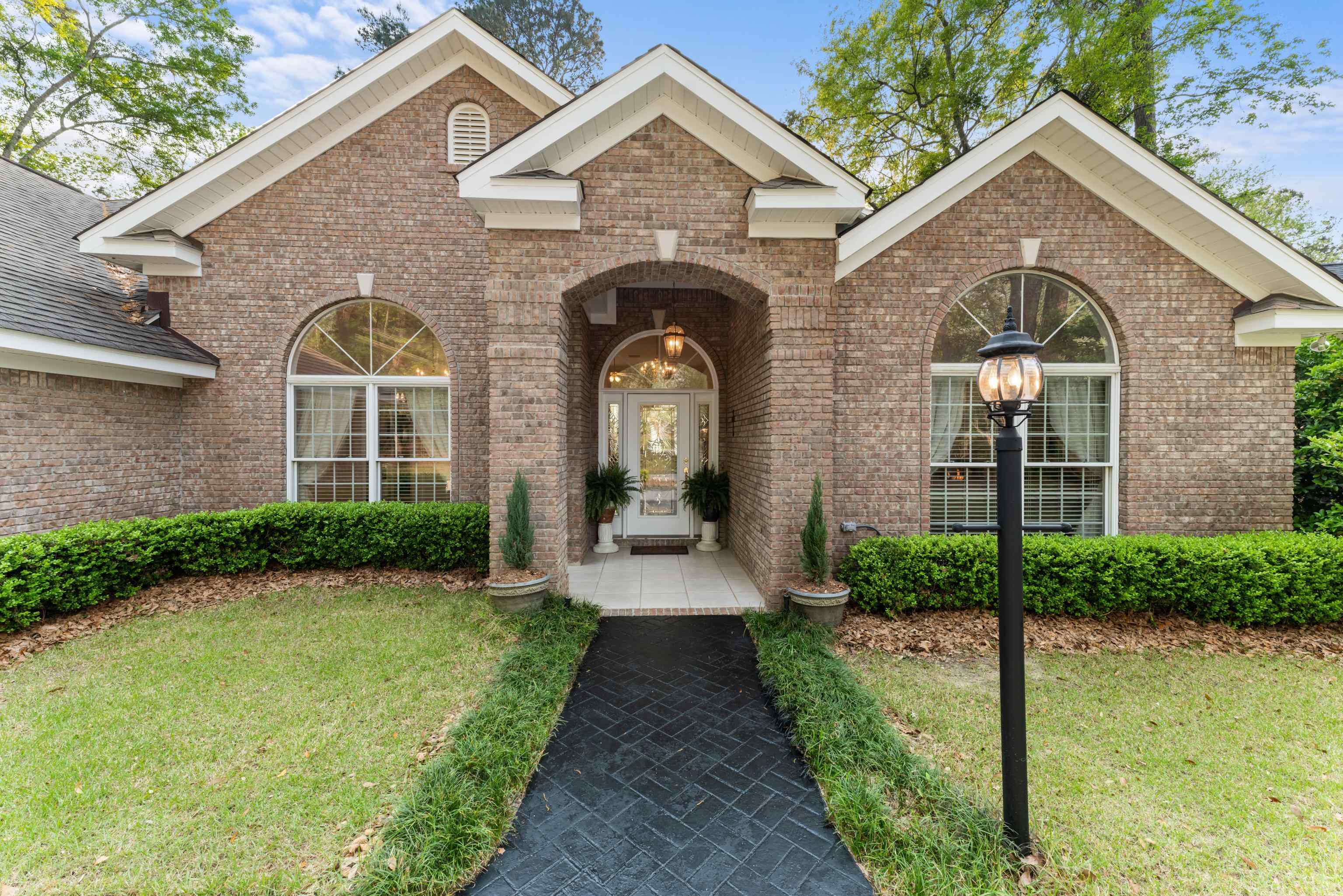 2502 Double Eagle Court