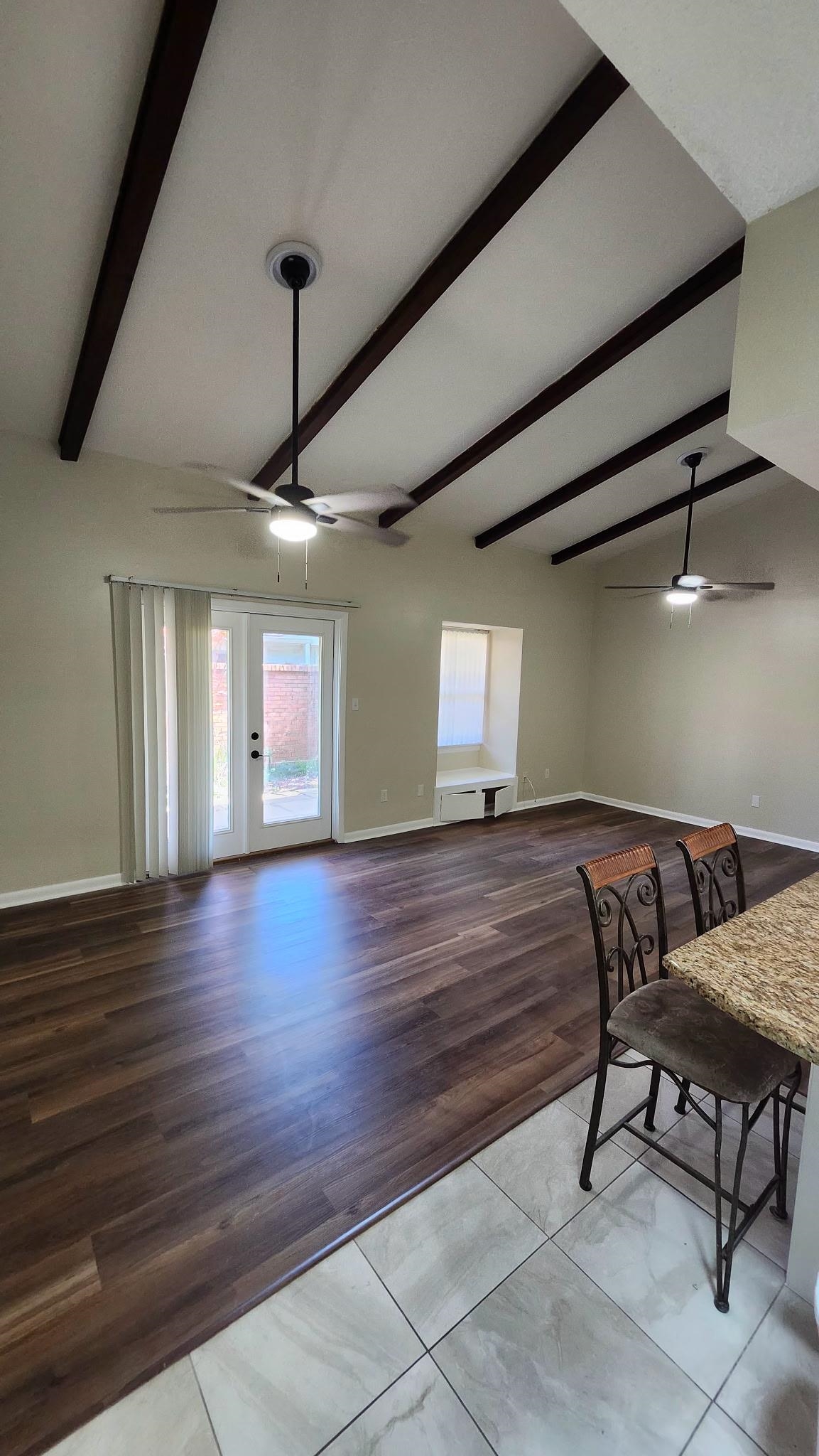 148 SE Villas Court Unit: B