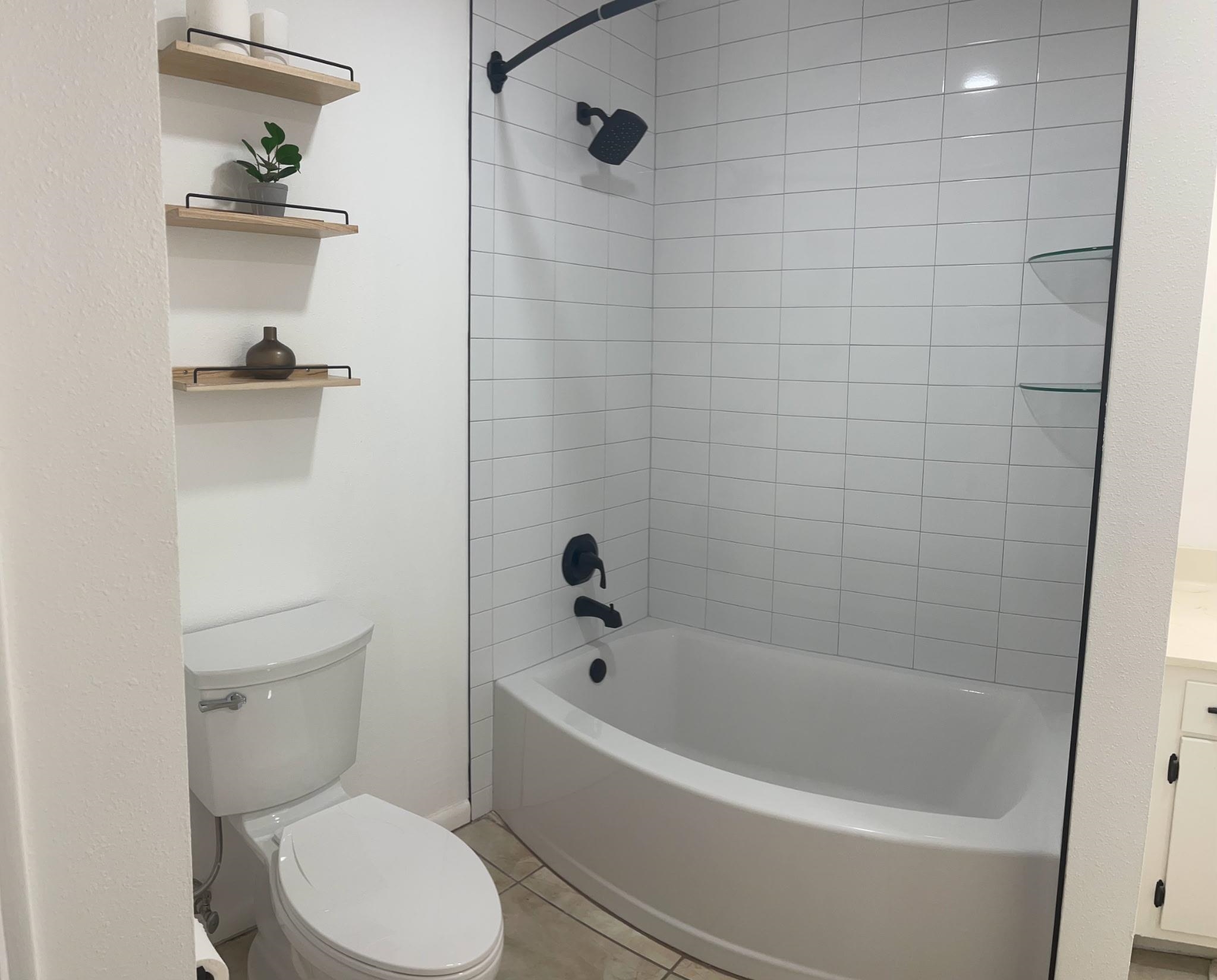 148 SE Villas Court Unit: B