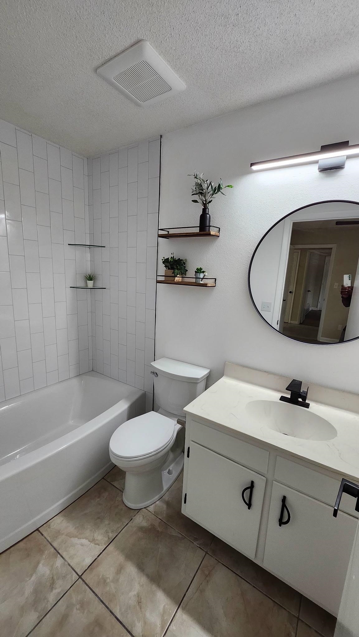 148 SE Villas Court Unit: B