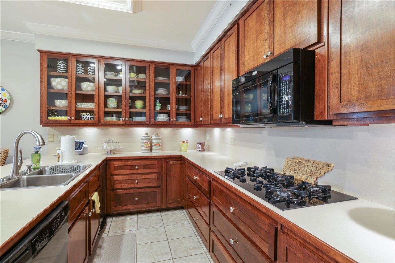 4043 Kilmartin Drive
