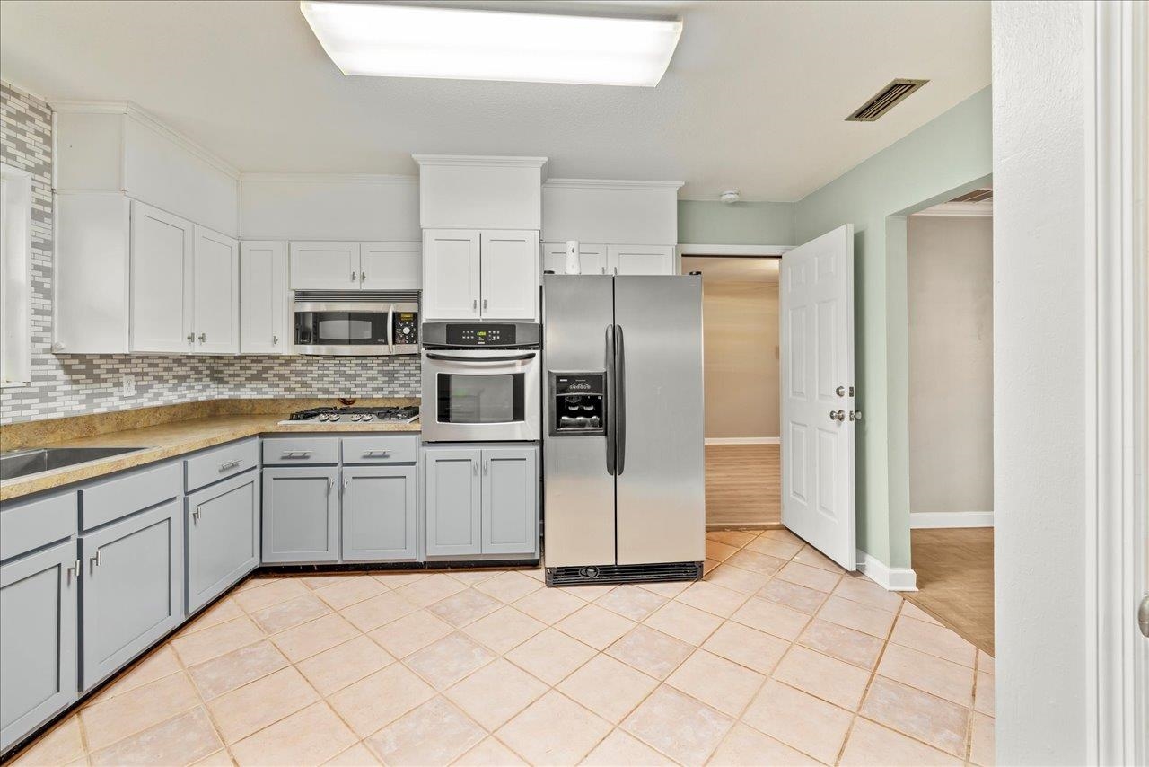 1128 WINIFRED Drive
