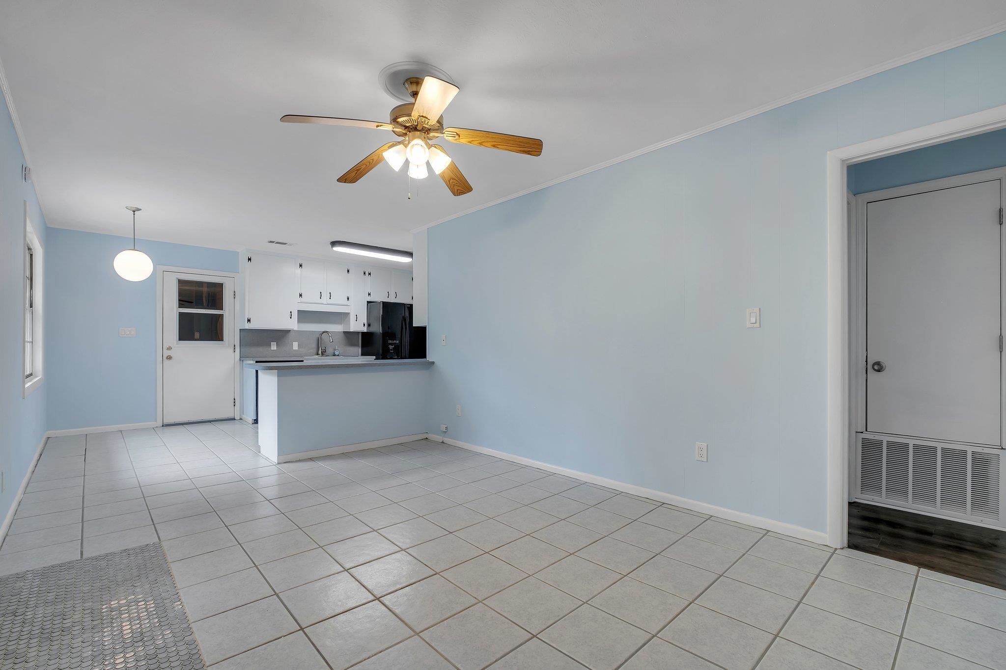 1413 Nancy Drive
