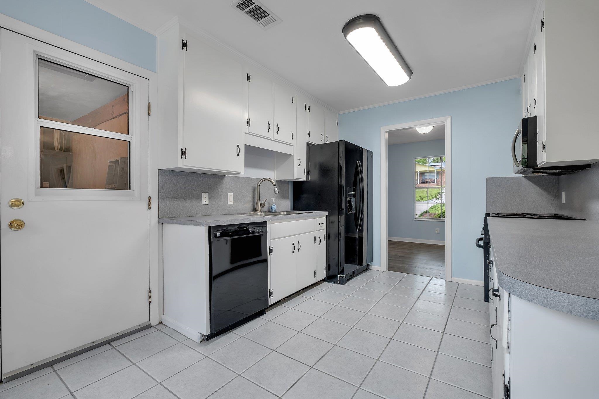 1413 Nancy Drive
