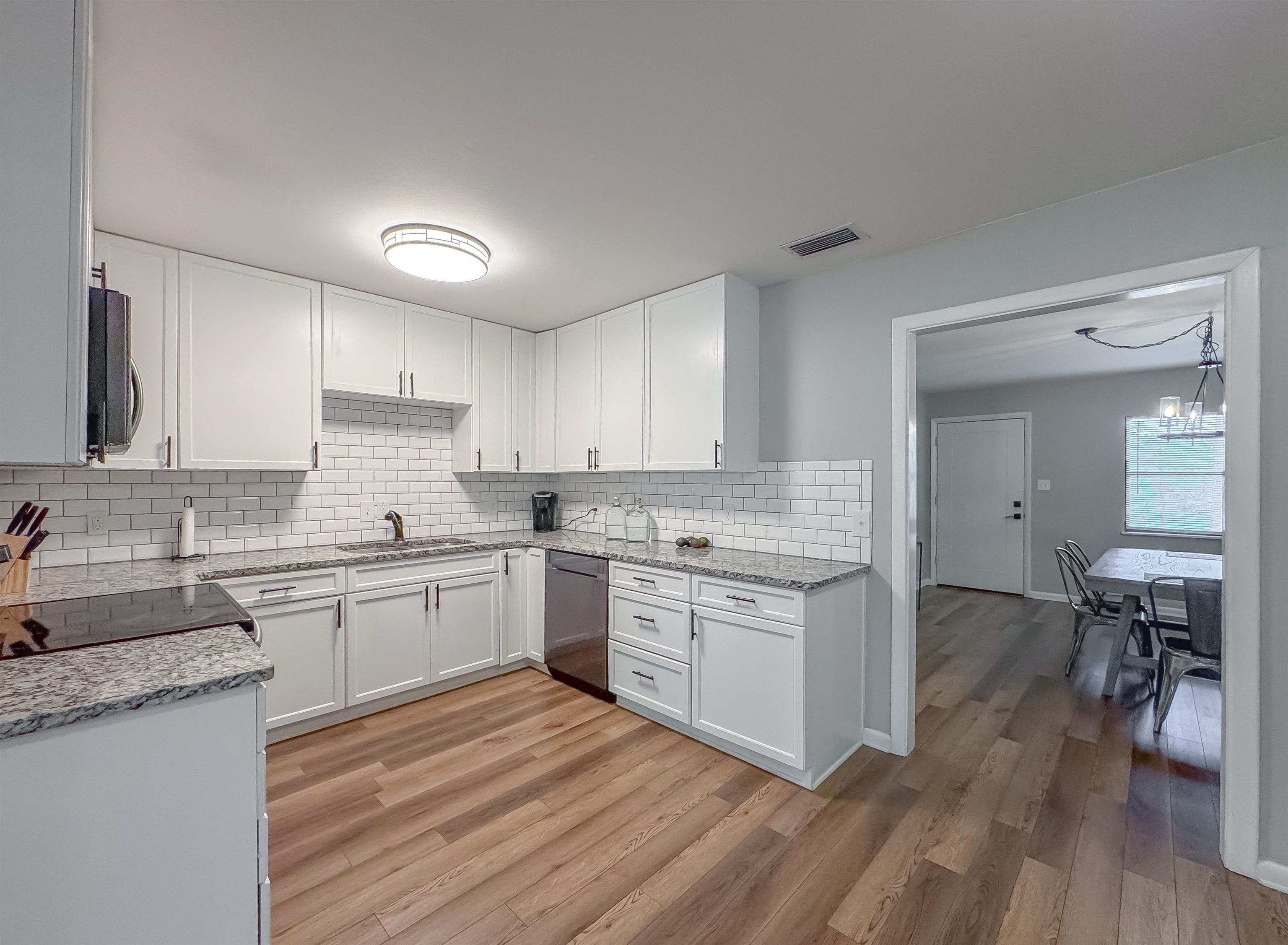 2502 Tupelo Terrace