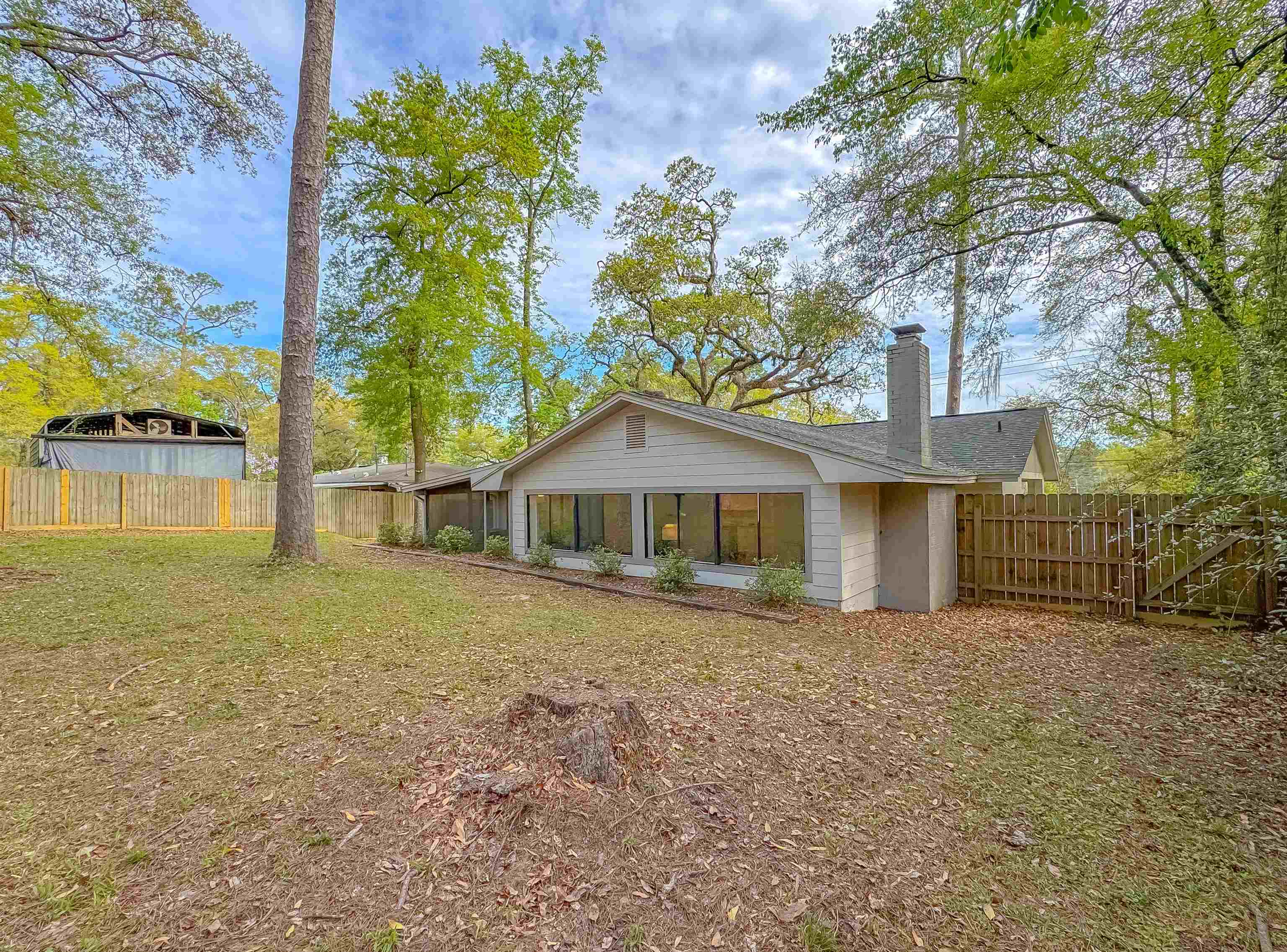 2502 Tupelo Terrace