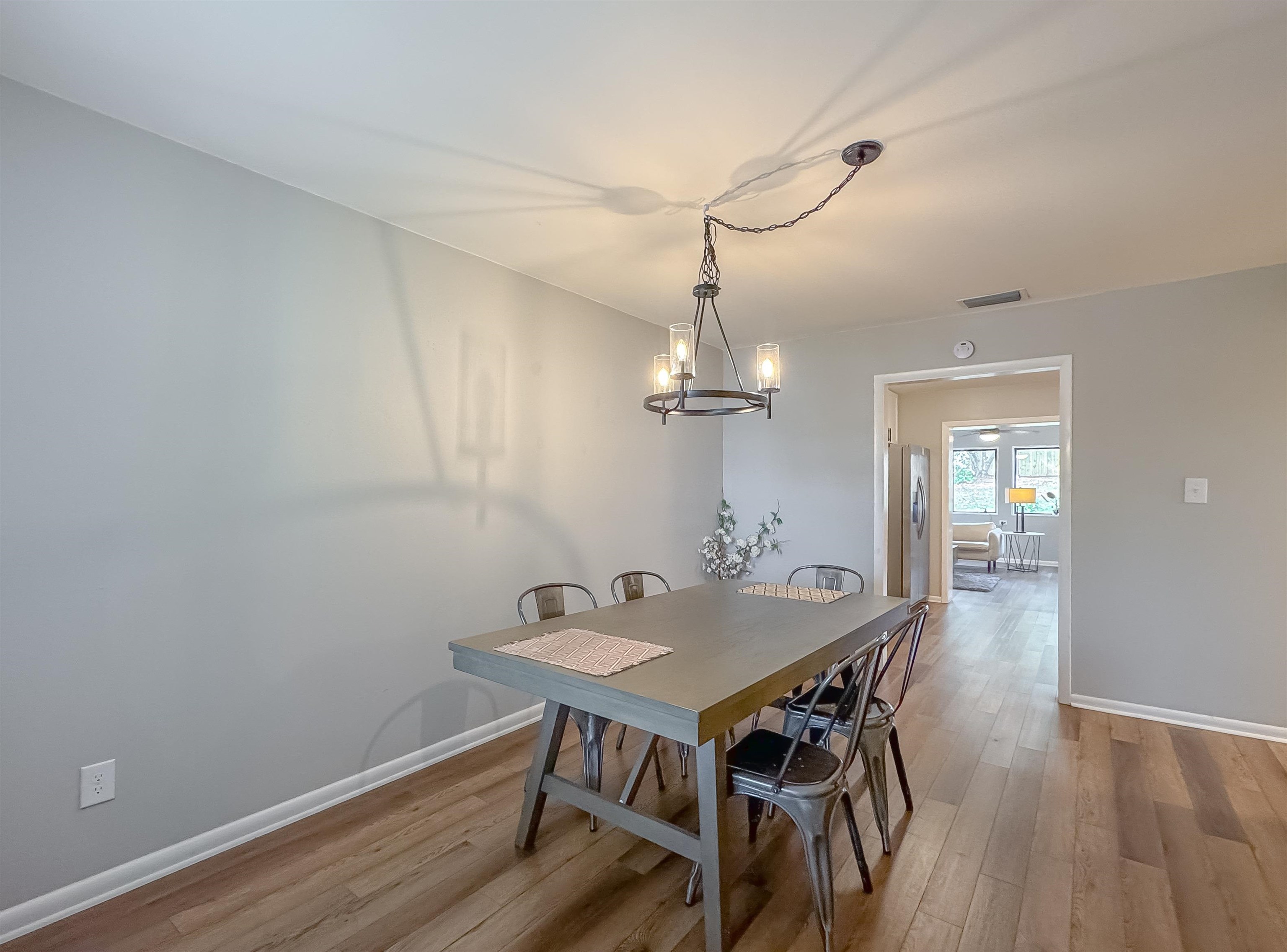 2502 Tupelo Terrace