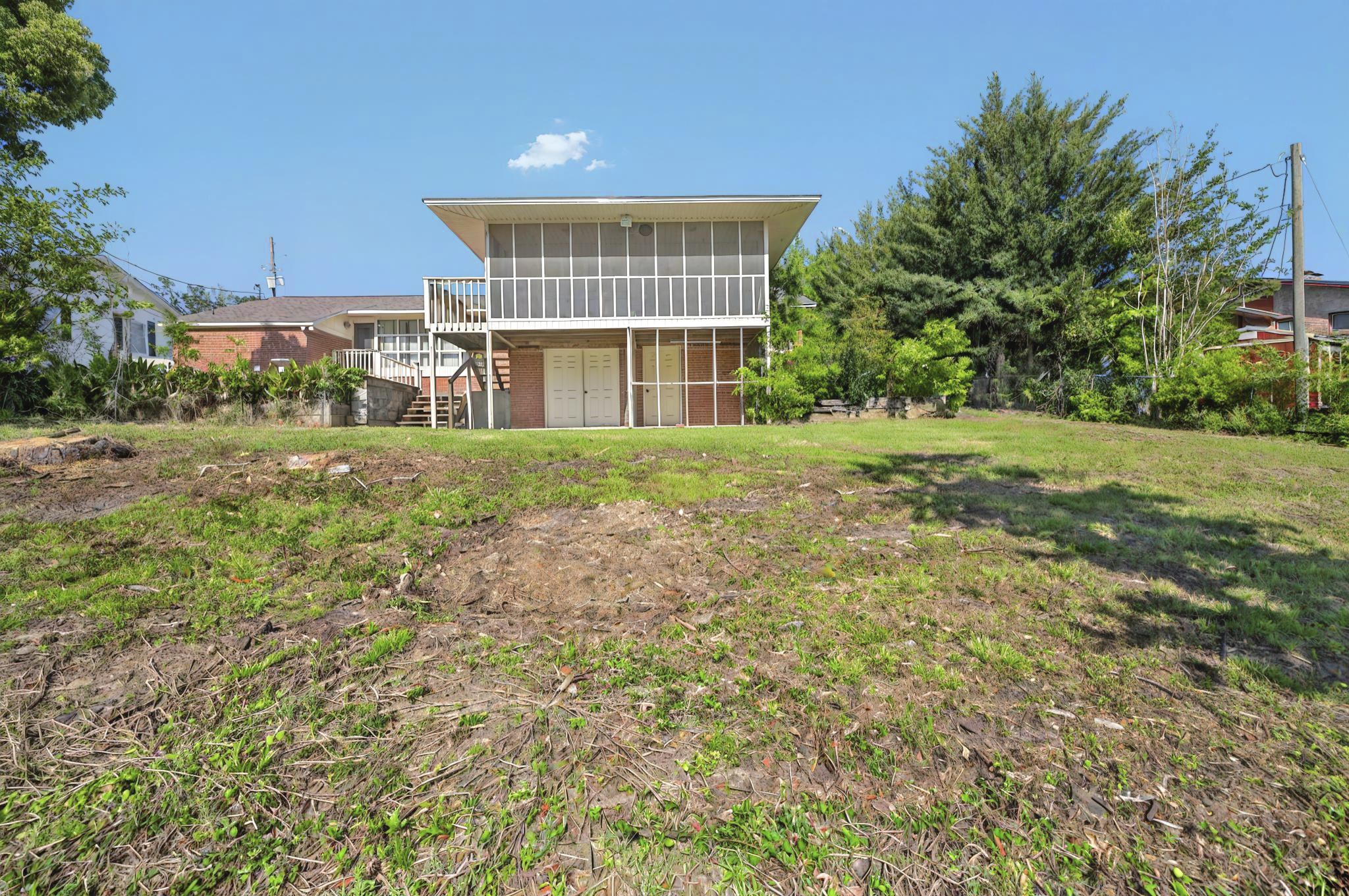 942 Morgan Avenue