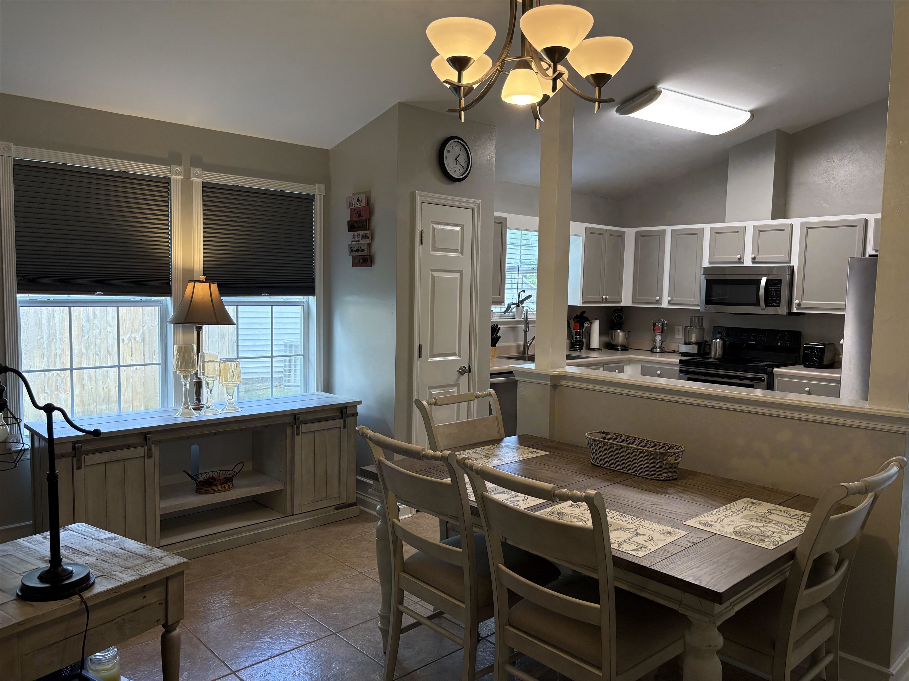 5559 Pleasant Pines Court