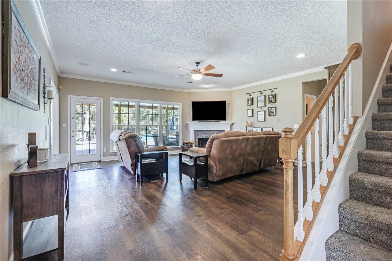 10499 Casanova Drive