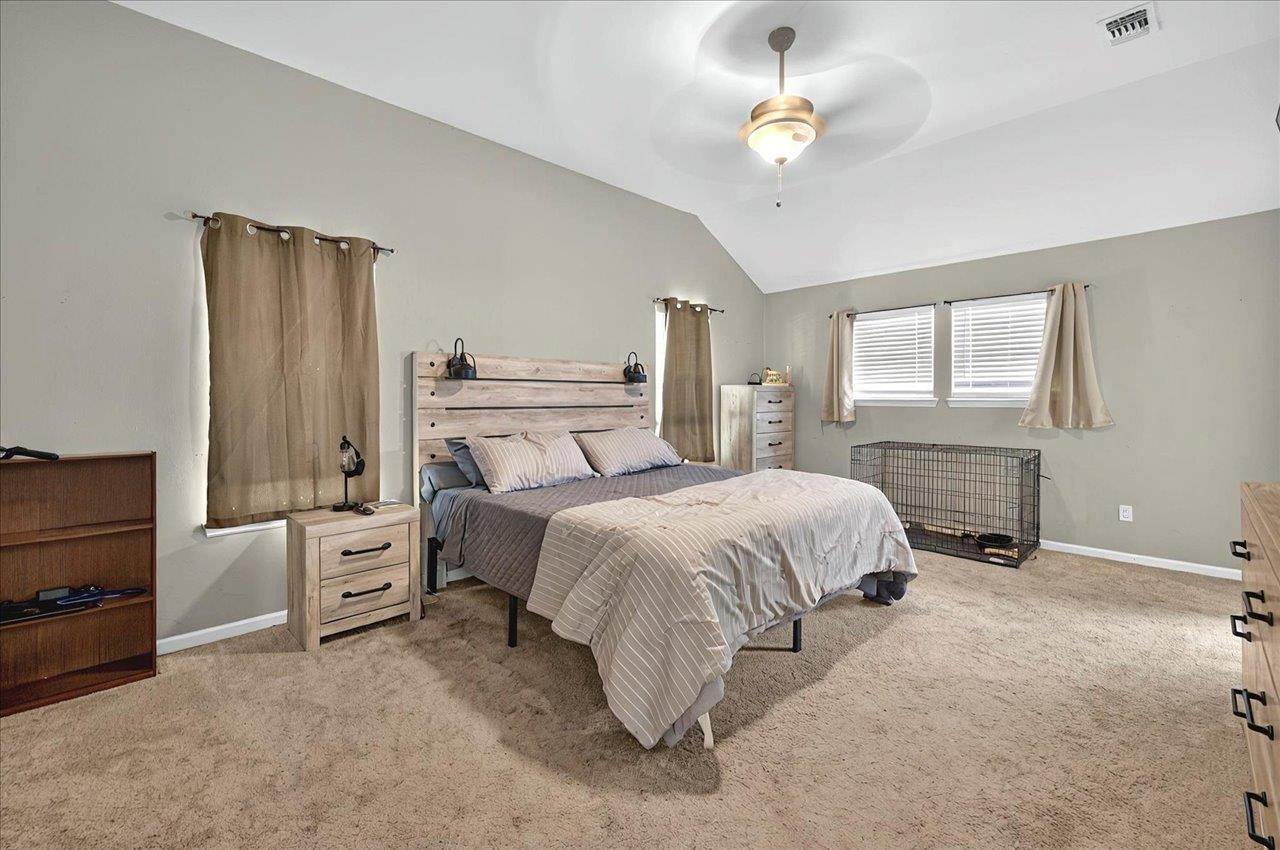 8526 Charrington Forest