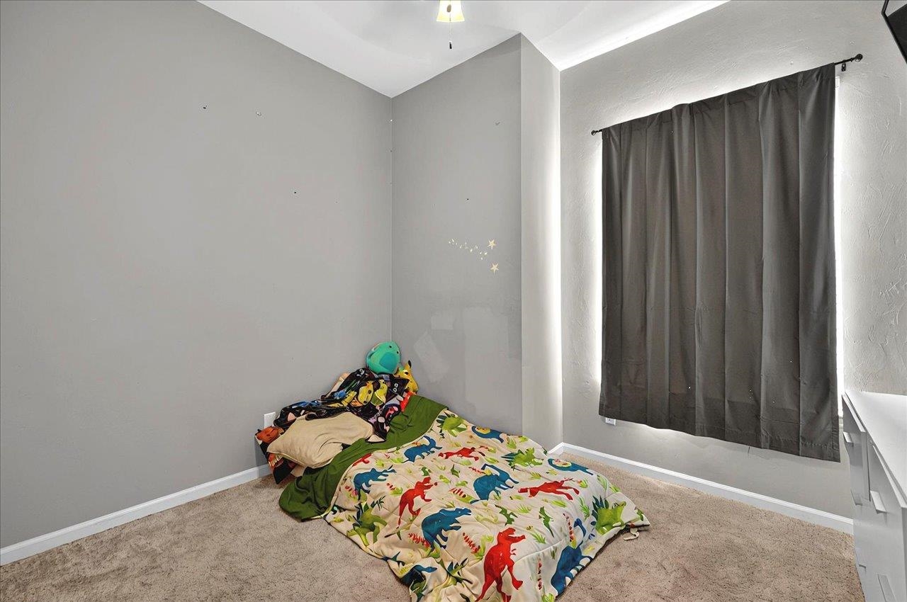 8526 Charrington Forest