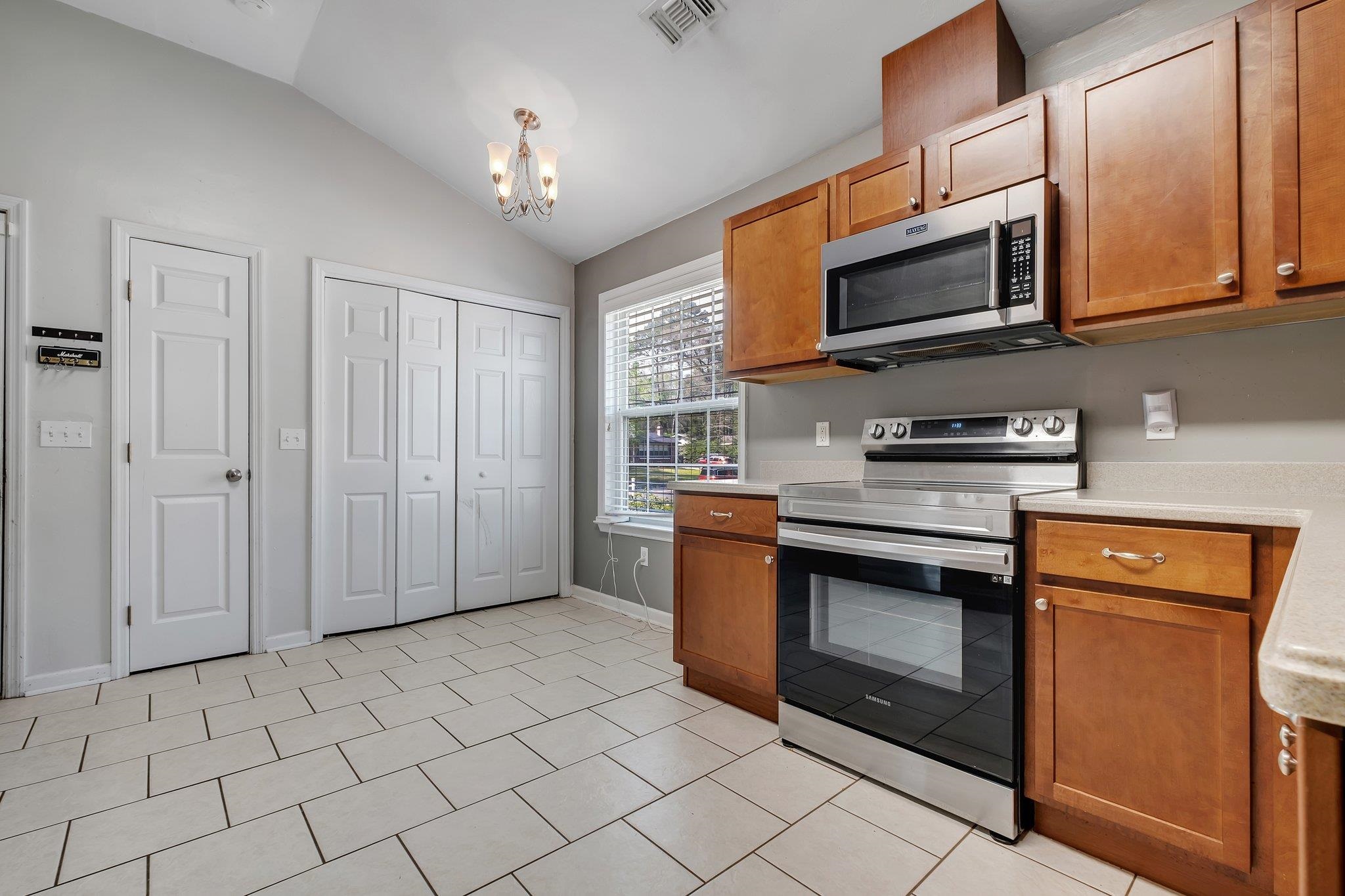 1802 Doomar Drive