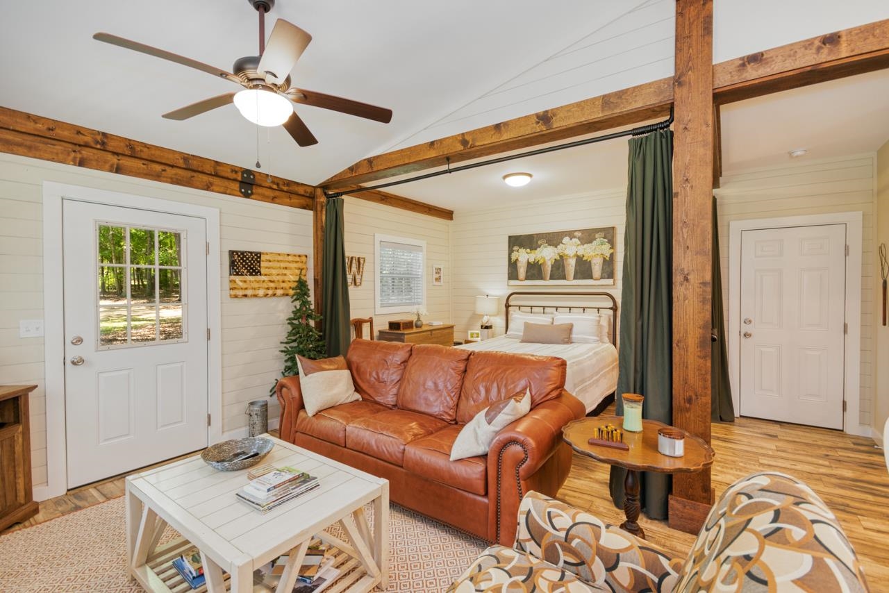 12718 Laurel Hill Drive