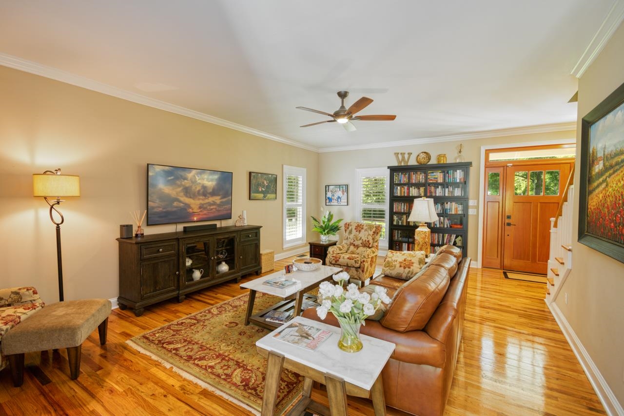 12718 Laurel Hill Drive