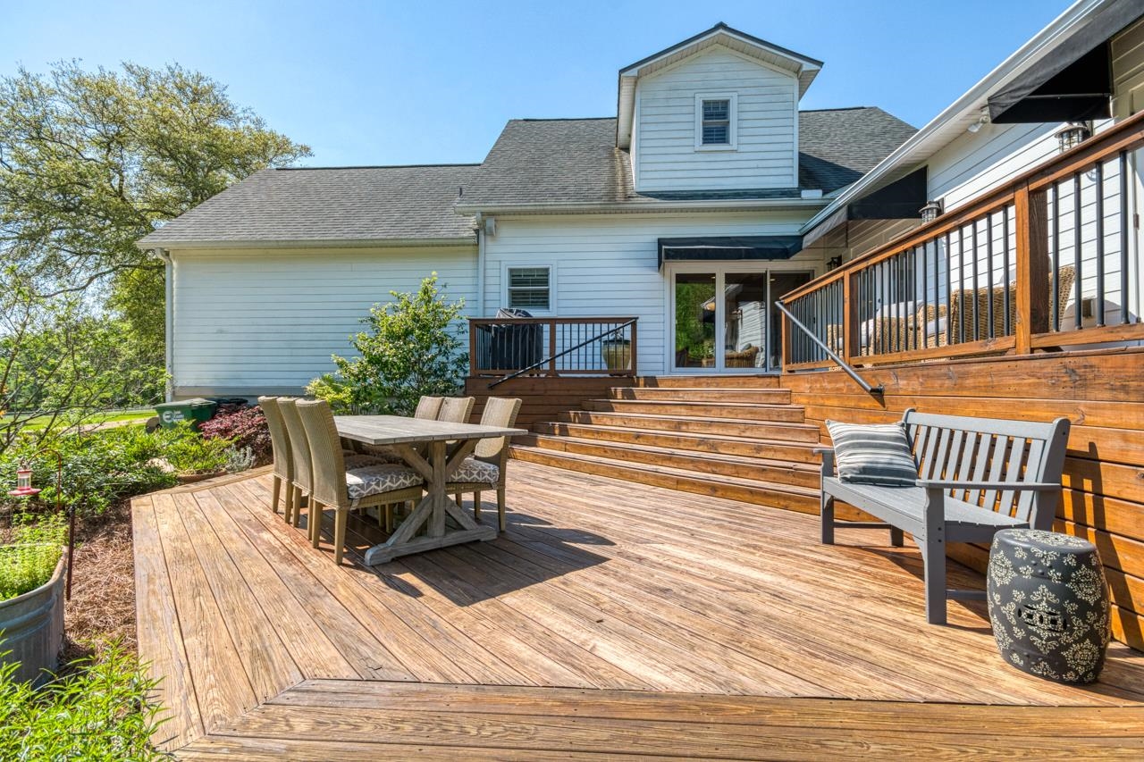 12718 Laurel Hill Drive