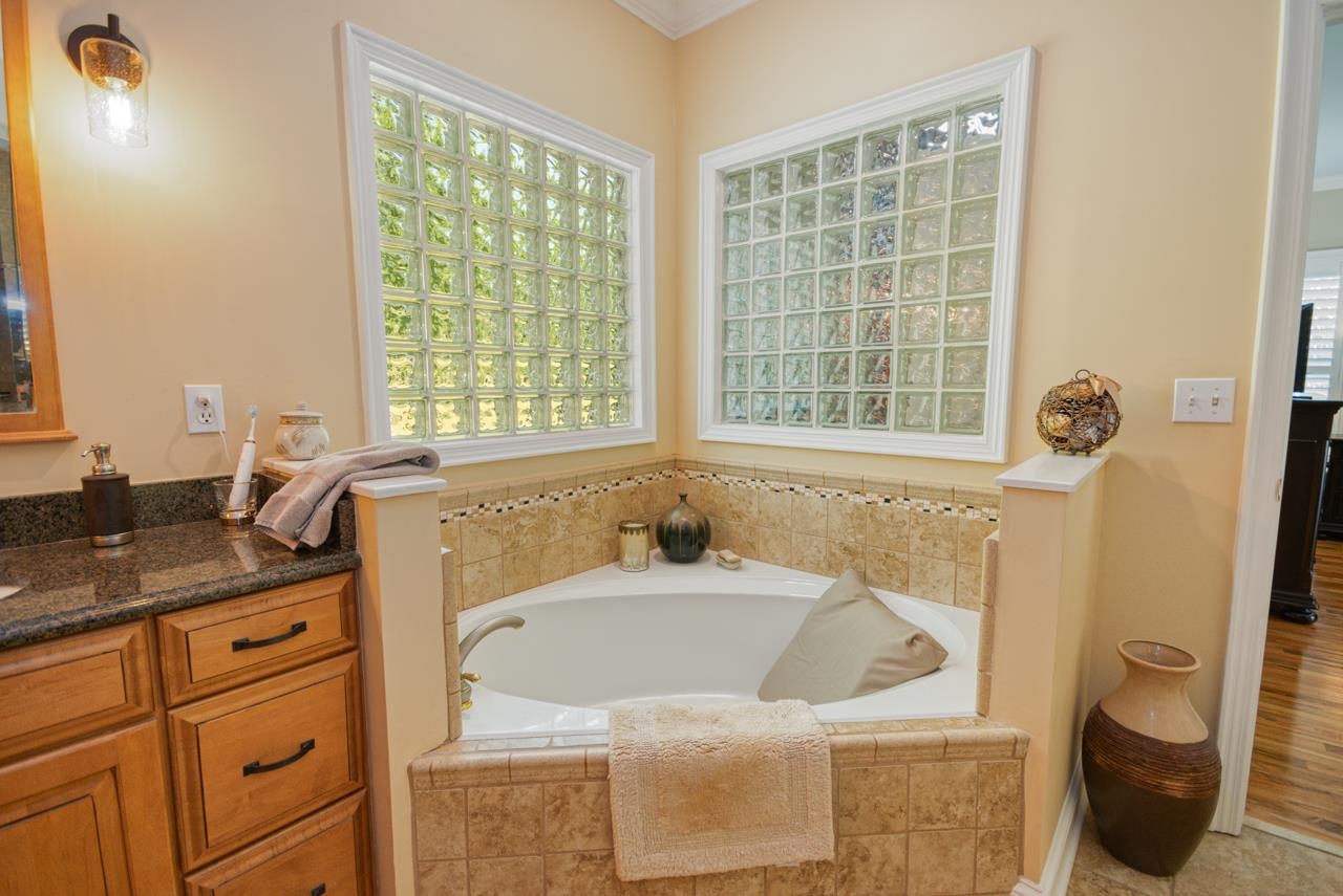 12718 Laurel Hill Drive