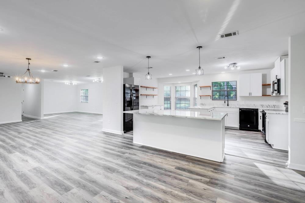 2316 Monaco Dr