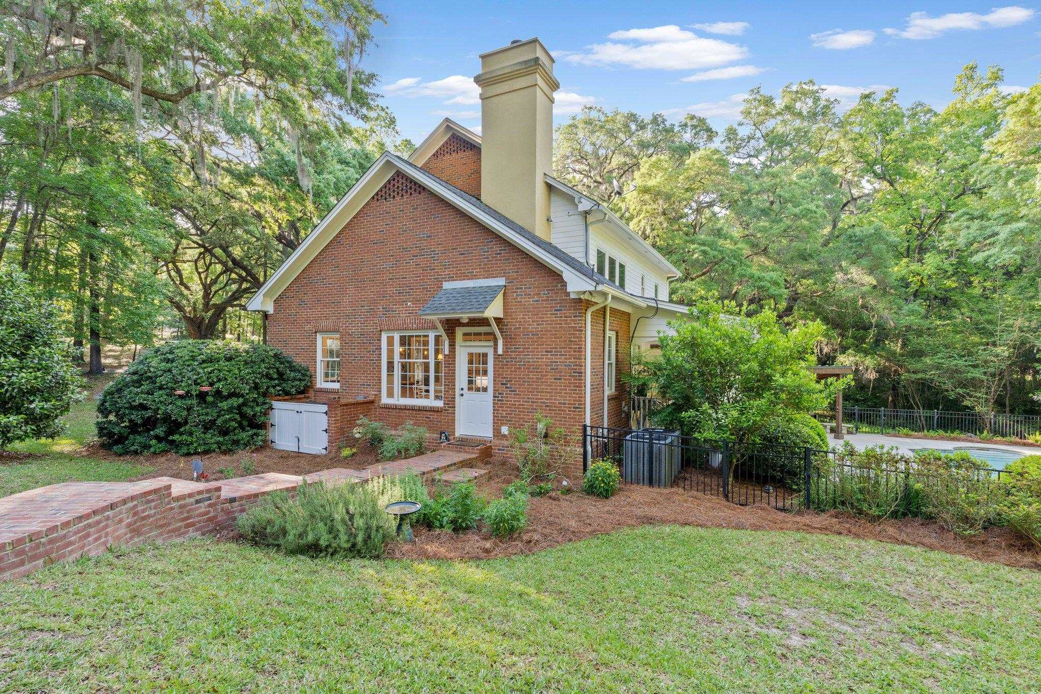 6048 Miller Landing Cove