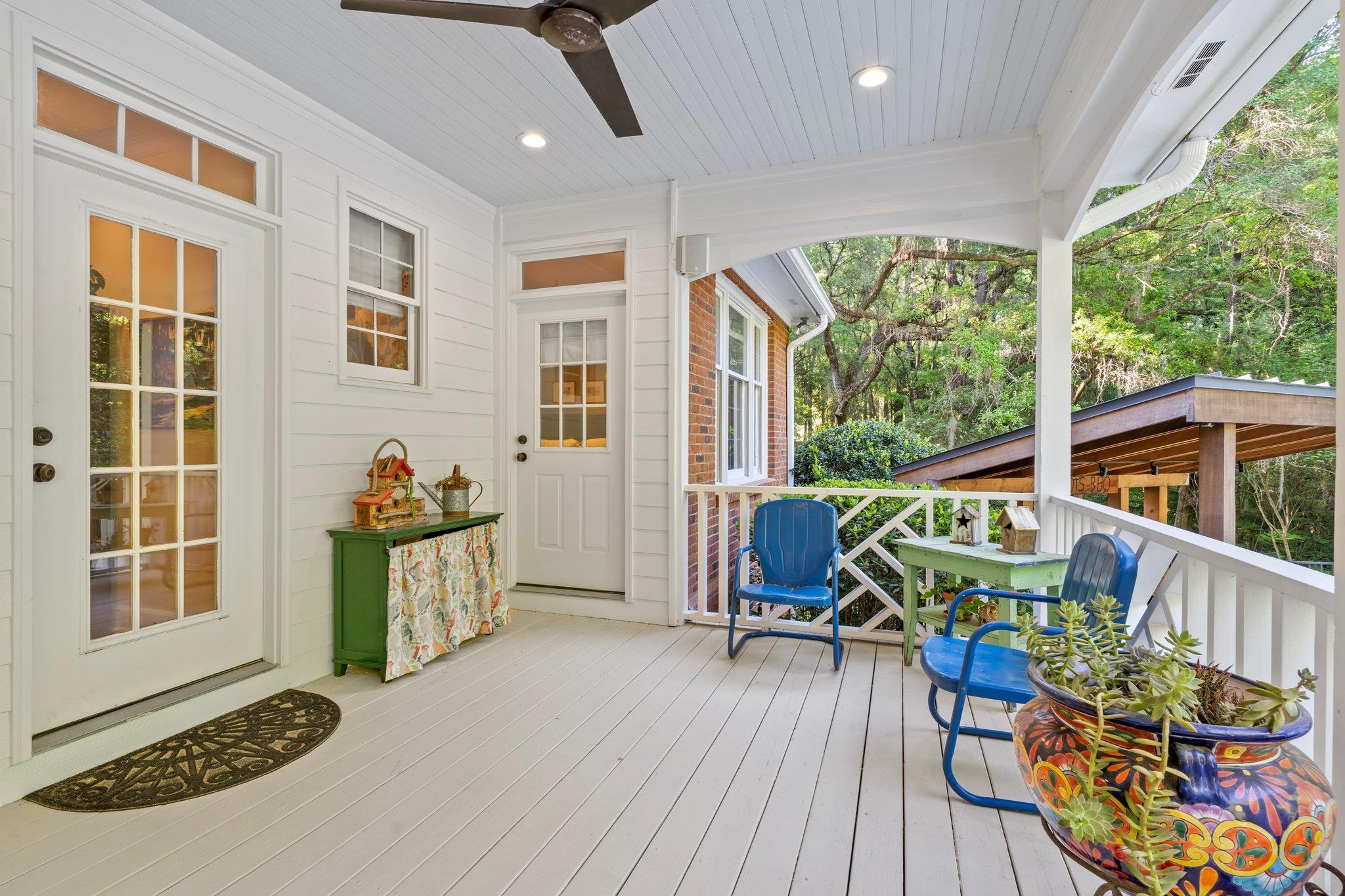 6048 Miller Landing Cove