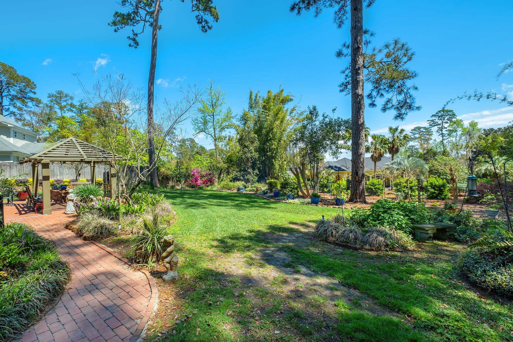 2109 E Randolph Circle