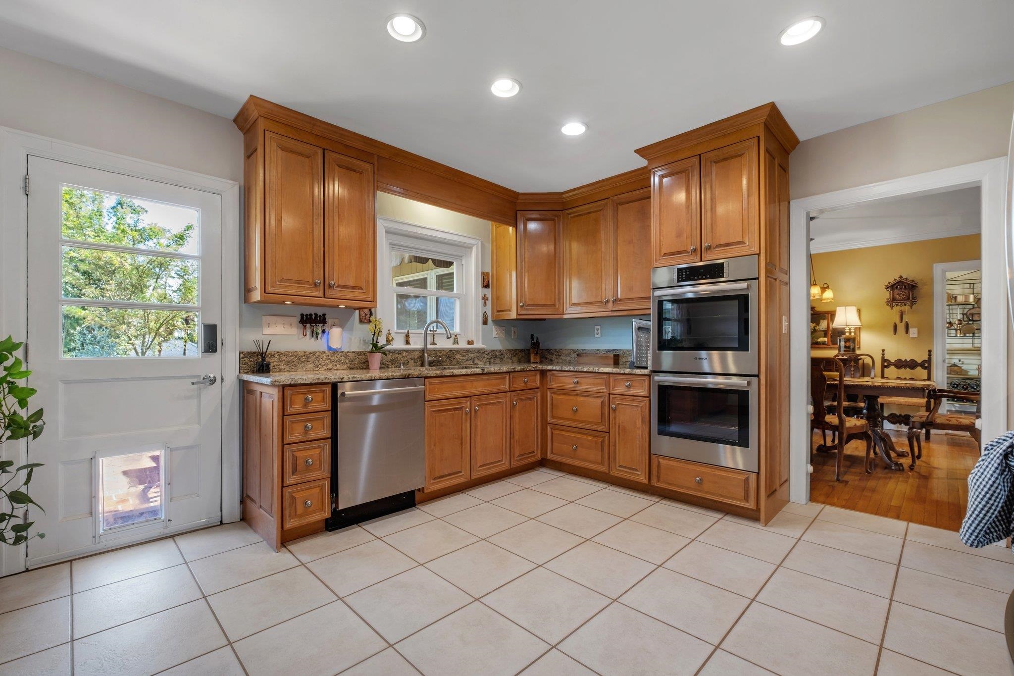 2109 E Randolph Circle