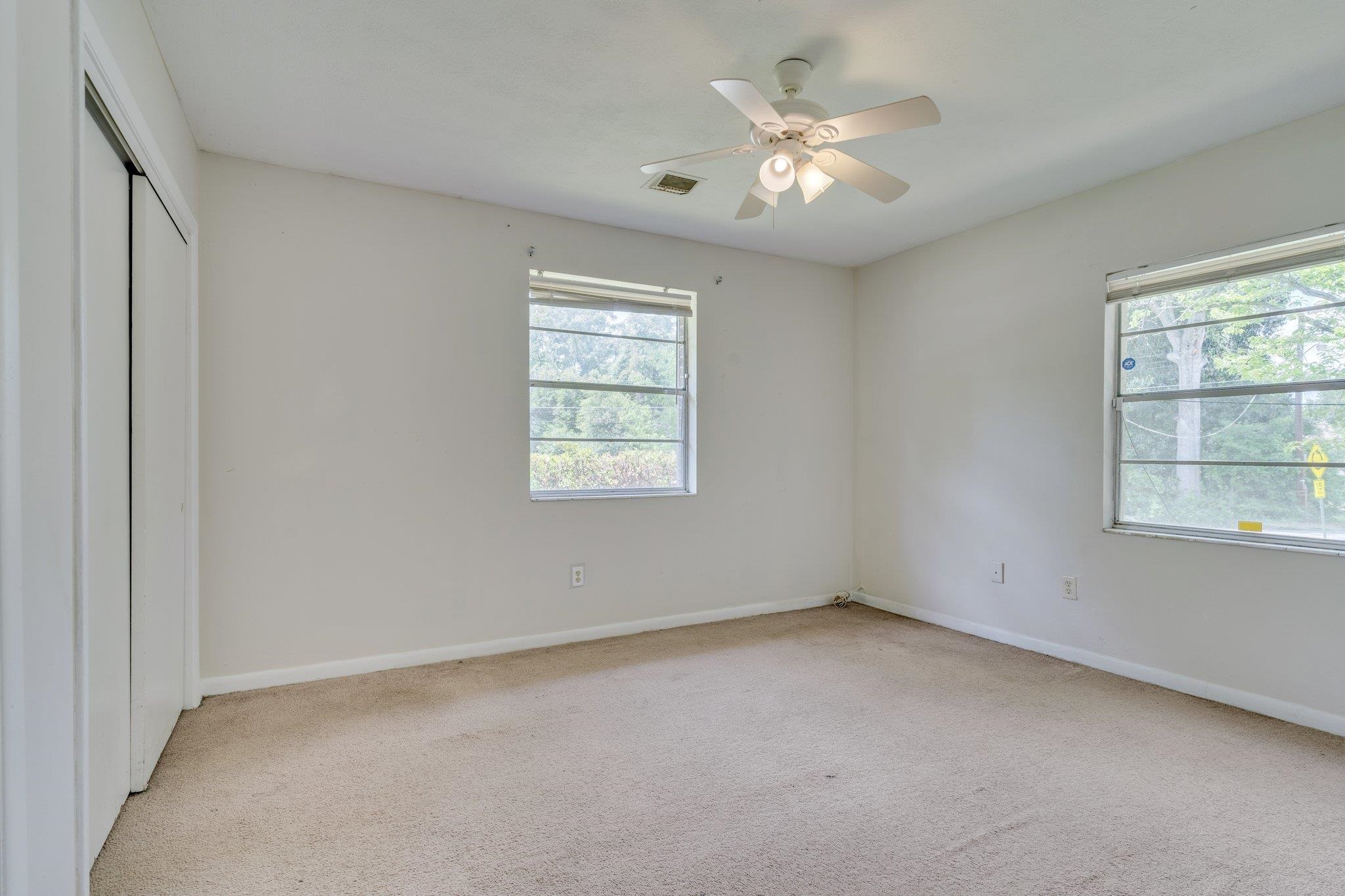 2533 Willamette Road